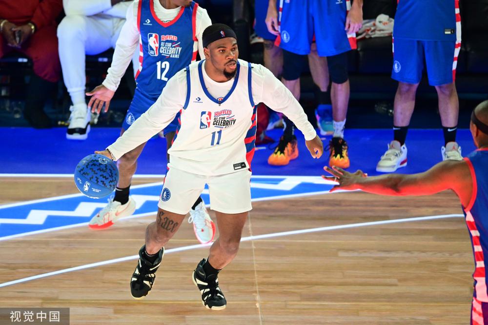 以其出色的 以其出色的